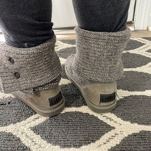 Grey knit uggs